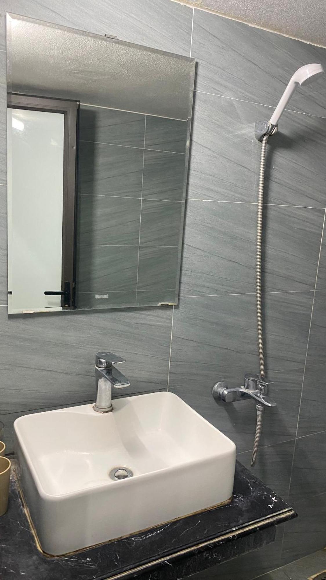 Era Apartment Tran Thai Tong Hanoi Exterior photo